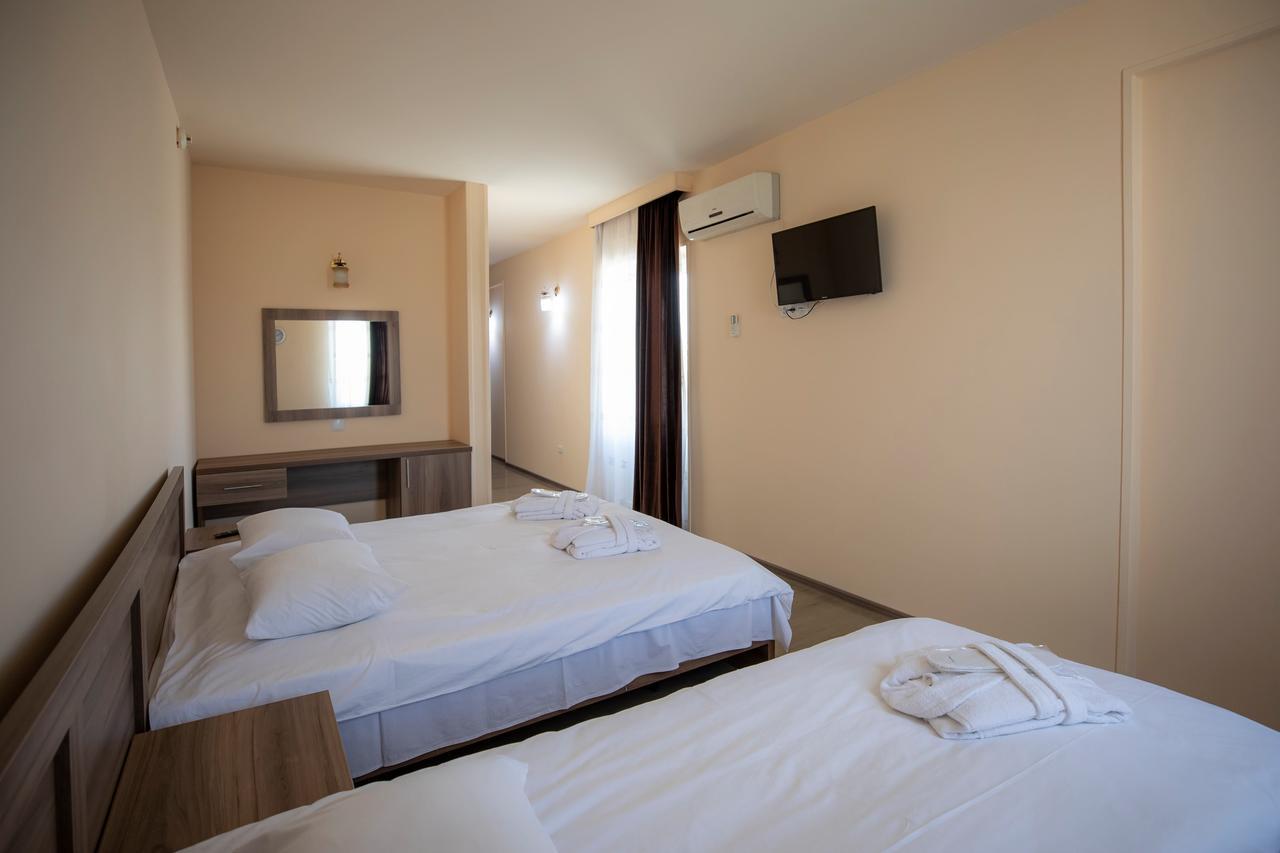 Leader Hotel Gori Zewnętrze zdjęcie